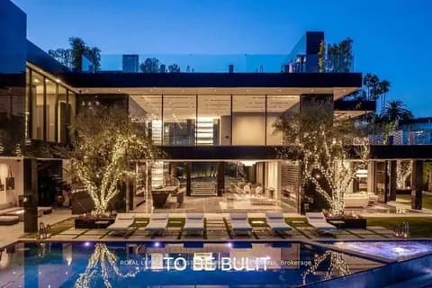 Detached 5 bedroom 11 bathroom at 38 Salonica Rd in Toronto - MLS# C7374524