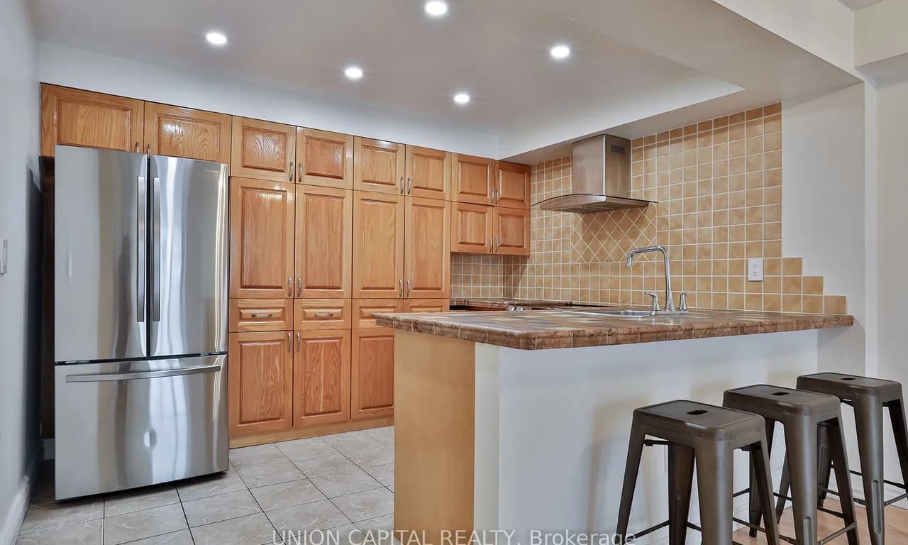 Condo Apt 2 bedroom 2 bathroom at 309 Major Mackenzie Dr in Richmond Hill - MLS# N11909271