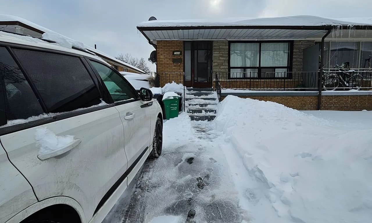 Semi-Detached 3 bedroom 1 bathroom at 7444 Catapla Rd in Mississauga - MLS# W11972176