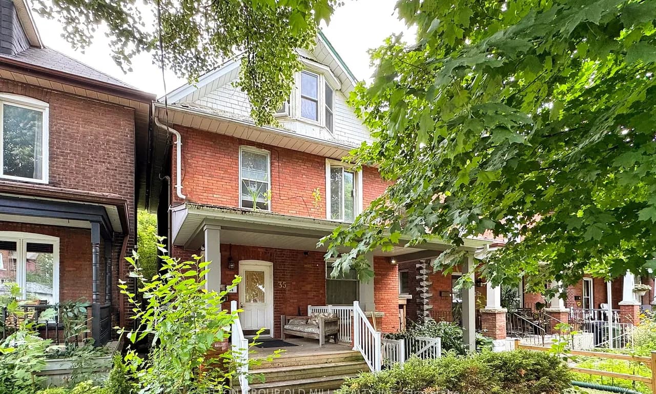 Triplex 4 bedroom 4 bathroom at 35 Humberside Ave in Toronto - MLS# W9366014