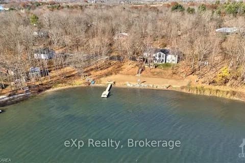 Detached 2 bedroom 3 bathroom at 4004 HIAWATHA Lane in South Frontenac - MLS# X9410397