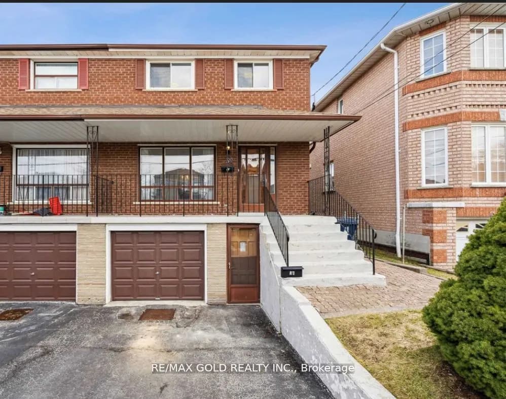 Semi-Detached 5 bedroom 3 bathroom at 39 Magnolia Avenue in Toronto - MLS# E12540828