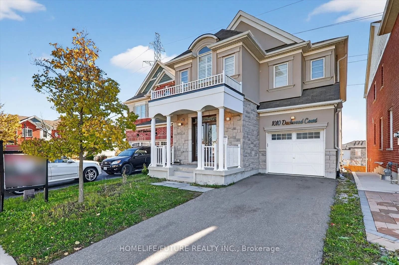 Detached 5 bedroom 4 bathroom at 1010 Dashwood Court in Pickering - MLS# E12605006
