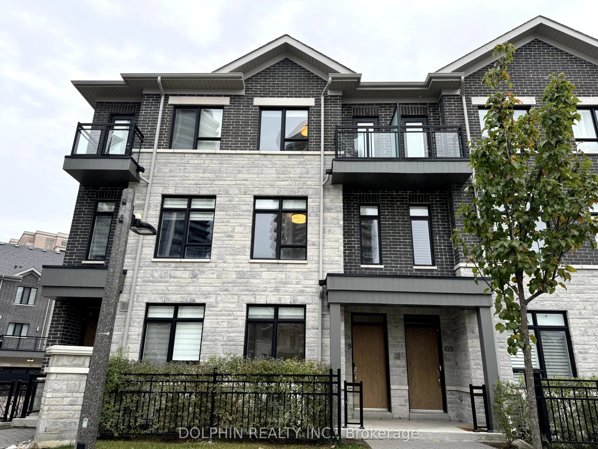 Att/Row/Townhouse 4 bedroom 4 bathroom at 105 Feeney Lane in Markham - MLS# N10425893
