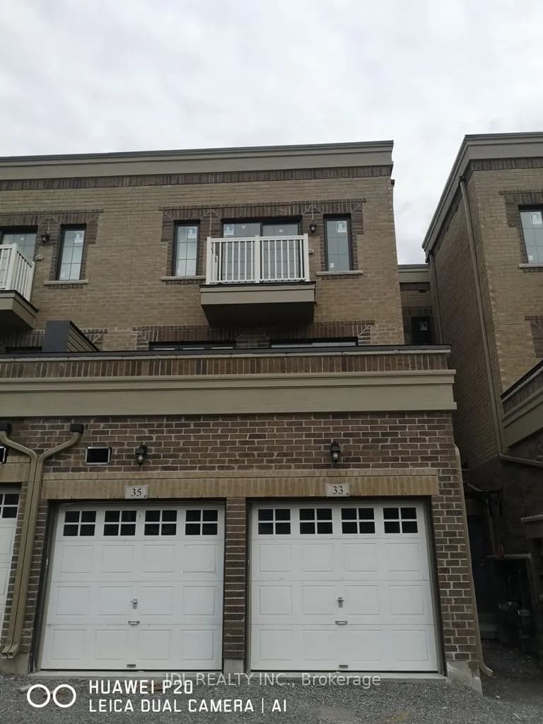Att/Row/Townhouse 3 bedroom 3 bathroom at 35 Jaffna Lane in Markham - MLS# N12574520