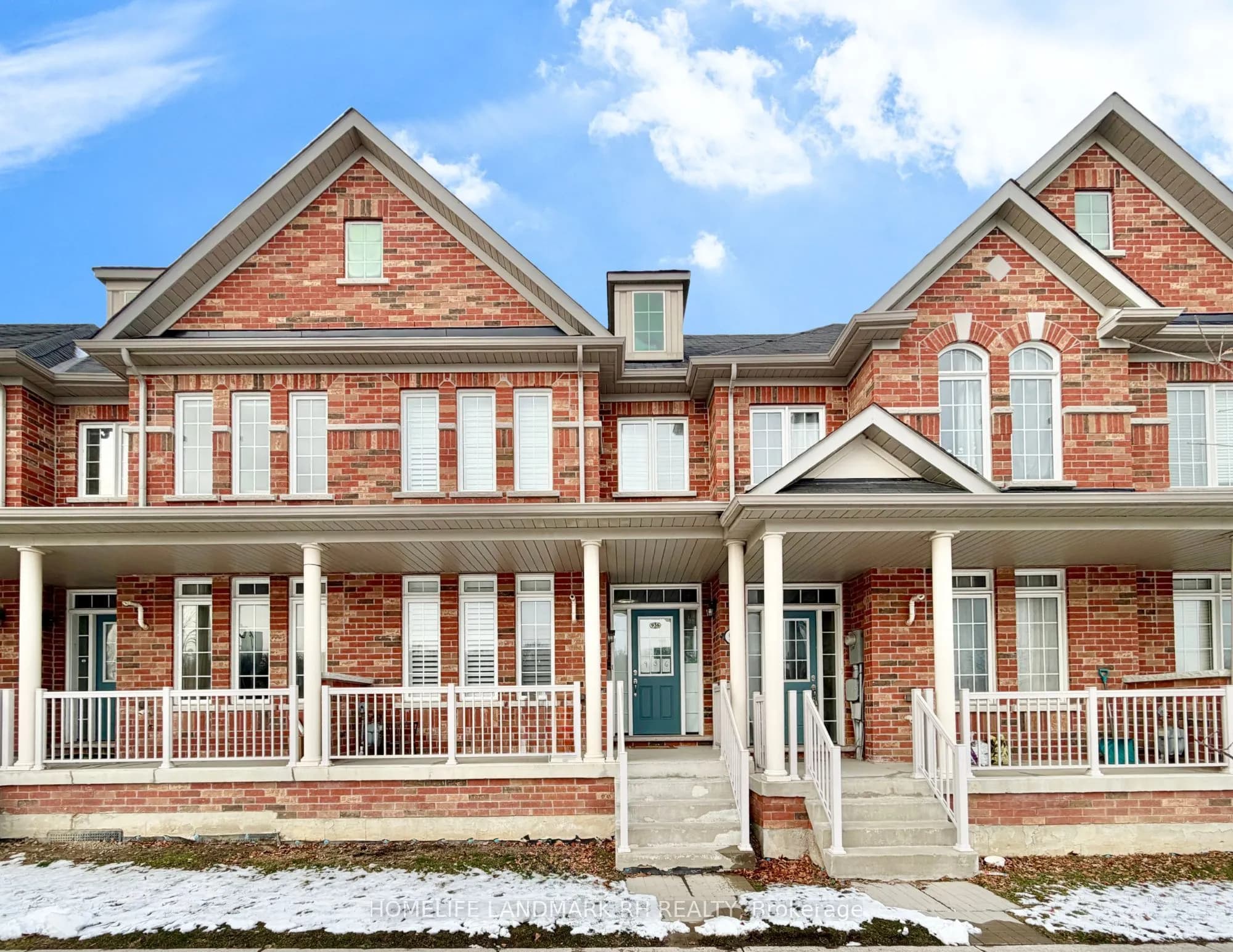 Att/Row/Townhouse 4 bedroom 3 bathroom at 936 Castlemore Avenue in Markham - MLS# N12591546