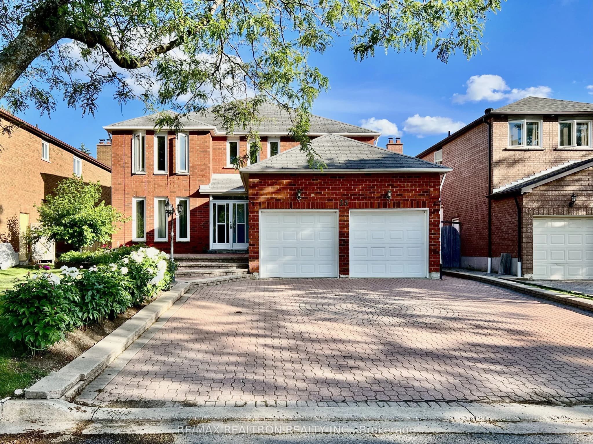 Detached 3 bedroom 1 bathroom at 35 Soho Crescent in Markham - MLS# N12599972