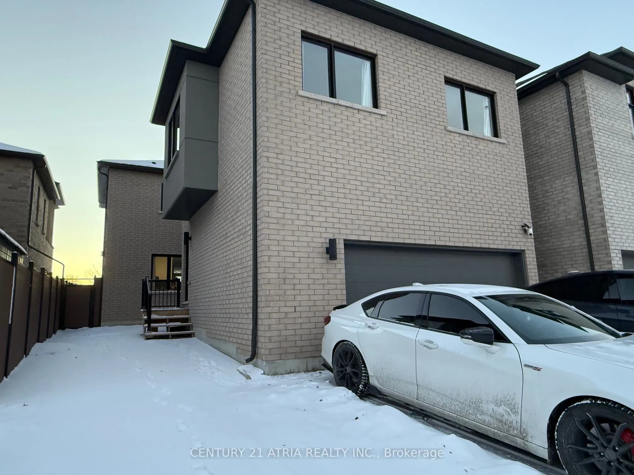 Detached 2 bedroom 1 bathroom at 237 Webb Street in Markham - MLS# N12603060