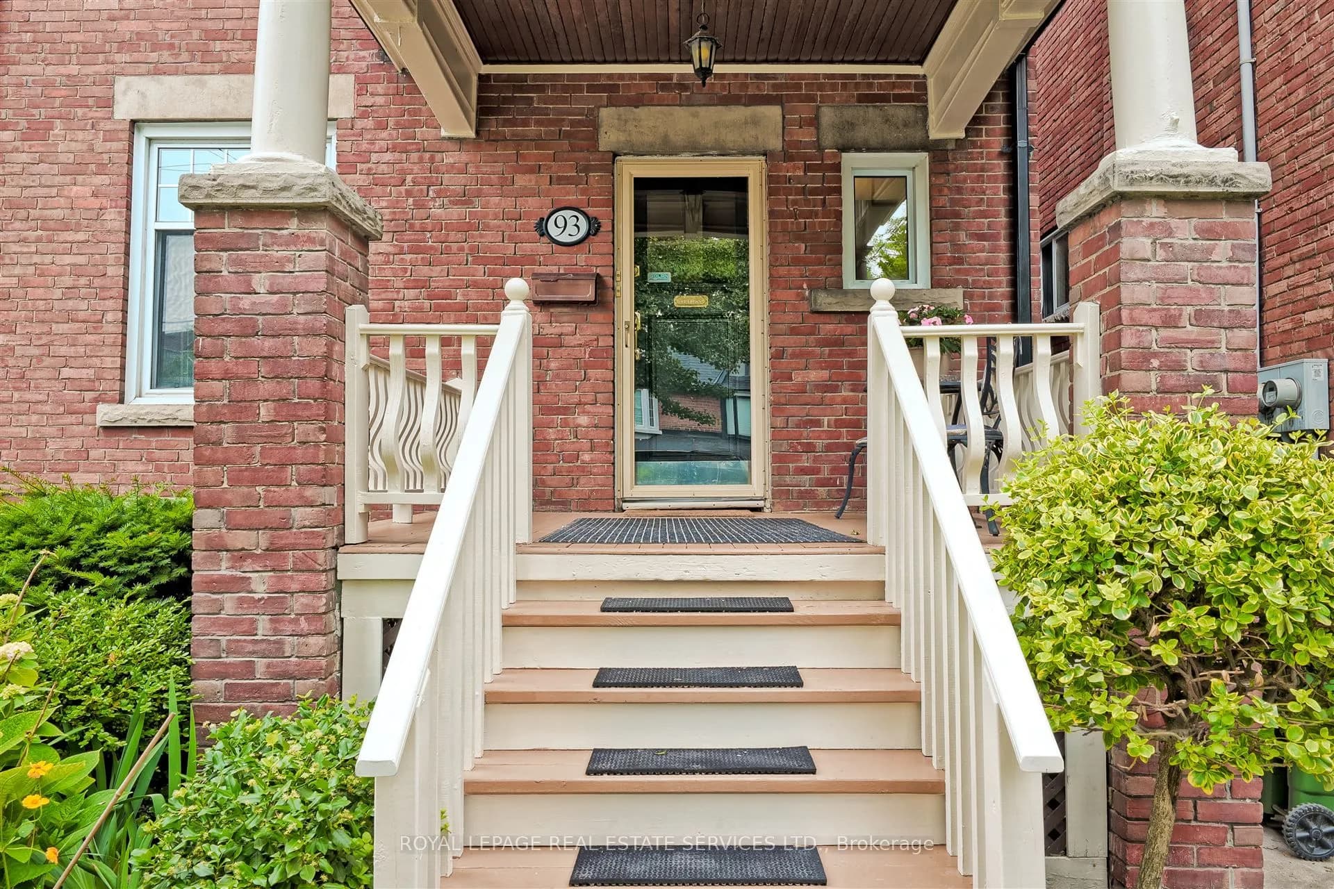 Duplex 4 bedroom 4 bathroom at 93 Medland Crescent in Toronto - MLS# W12496984