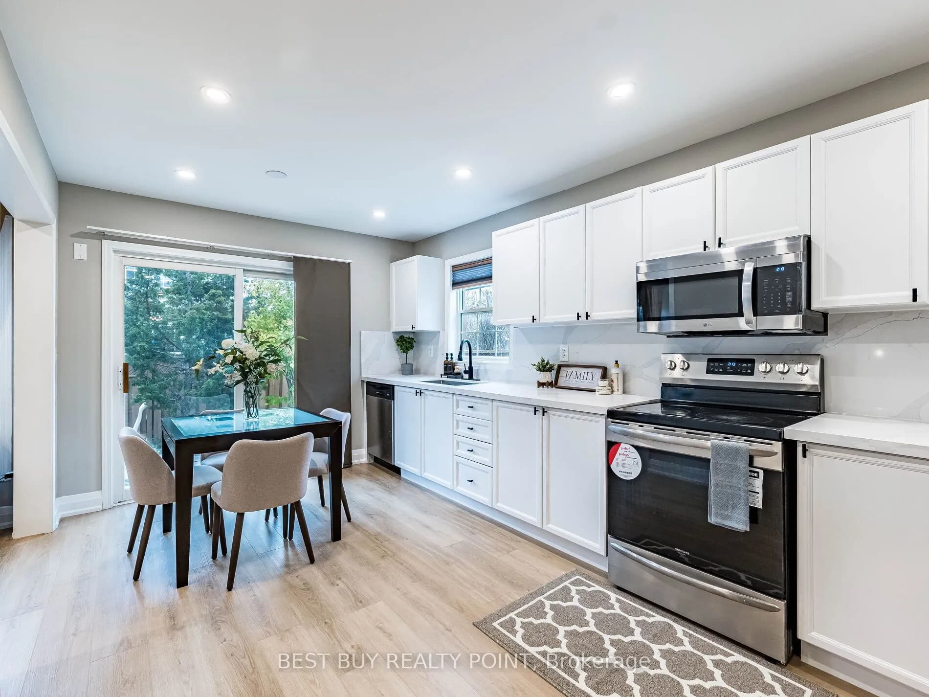 Att/Row/Townhouse 3 bedroom 3 bathroom at 1050 Cooper Avenue in Milton - MLS# W12560528