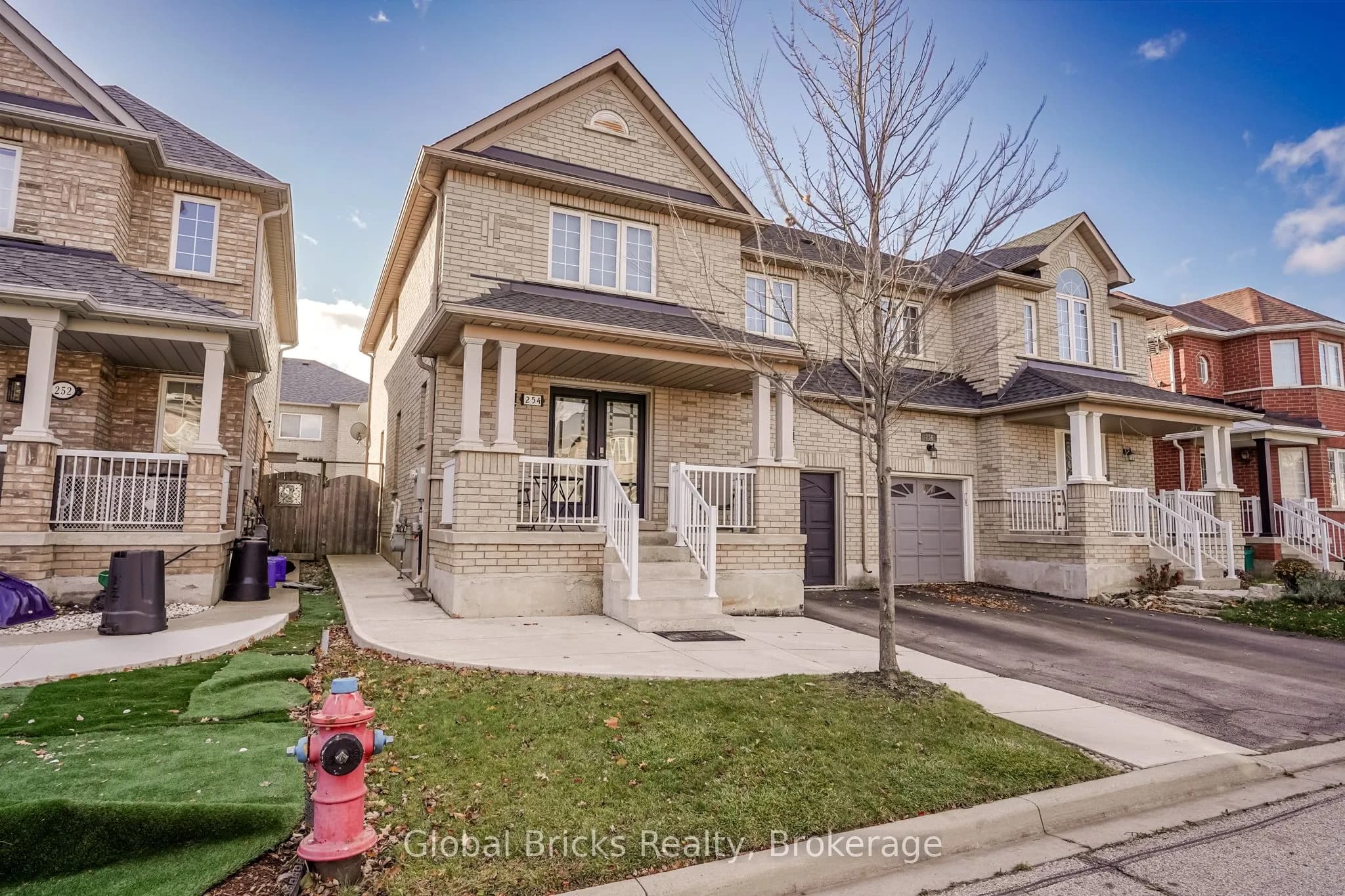 Semi-Detached 6 bedroom 4 bathroom at 254 Fasken Court in Milton - MLS# W12569616