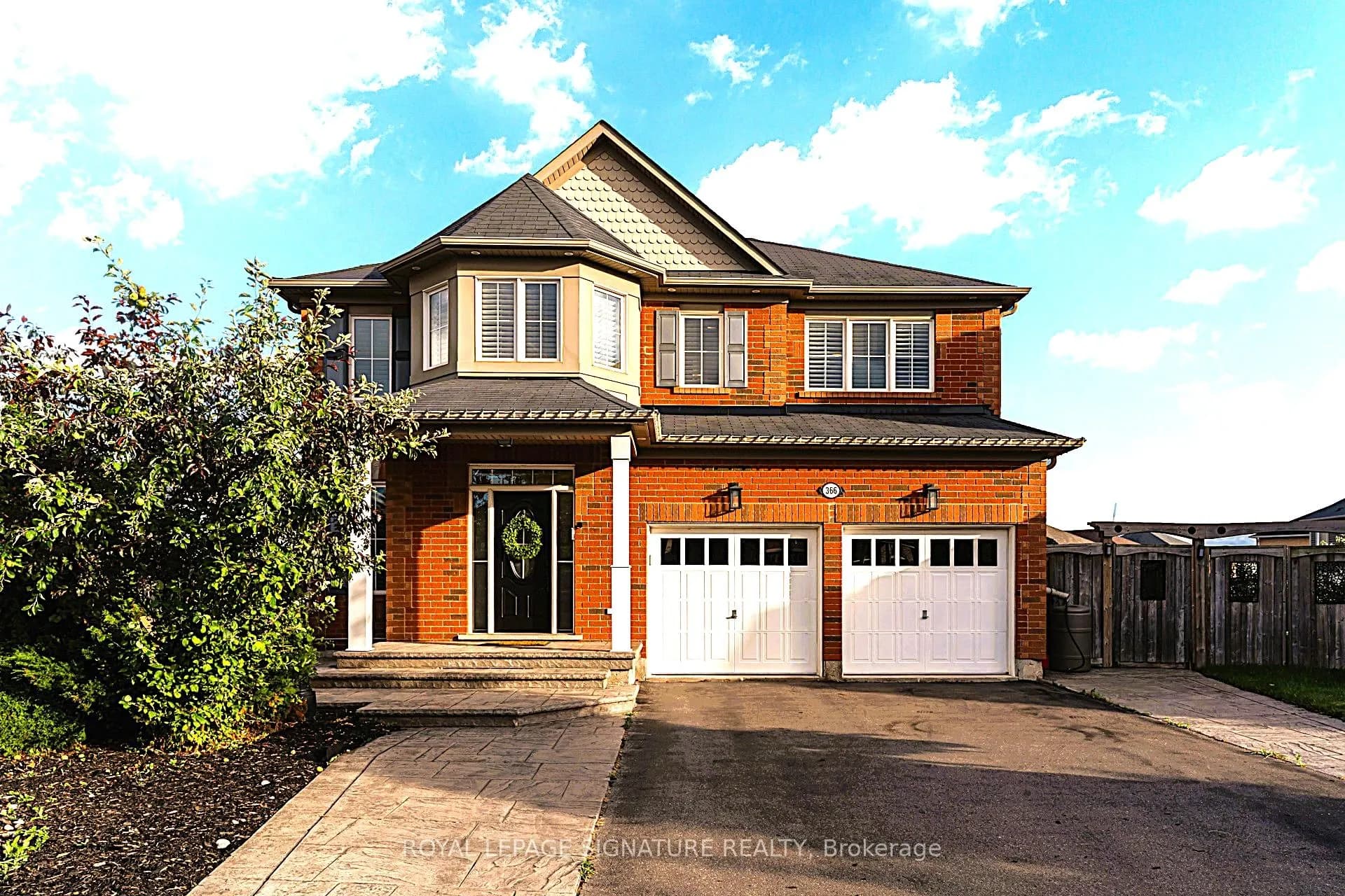 Detached 4 bedroom 4 bathroom at 366 Cochrane Terrace in Milton - MLS# W12571392