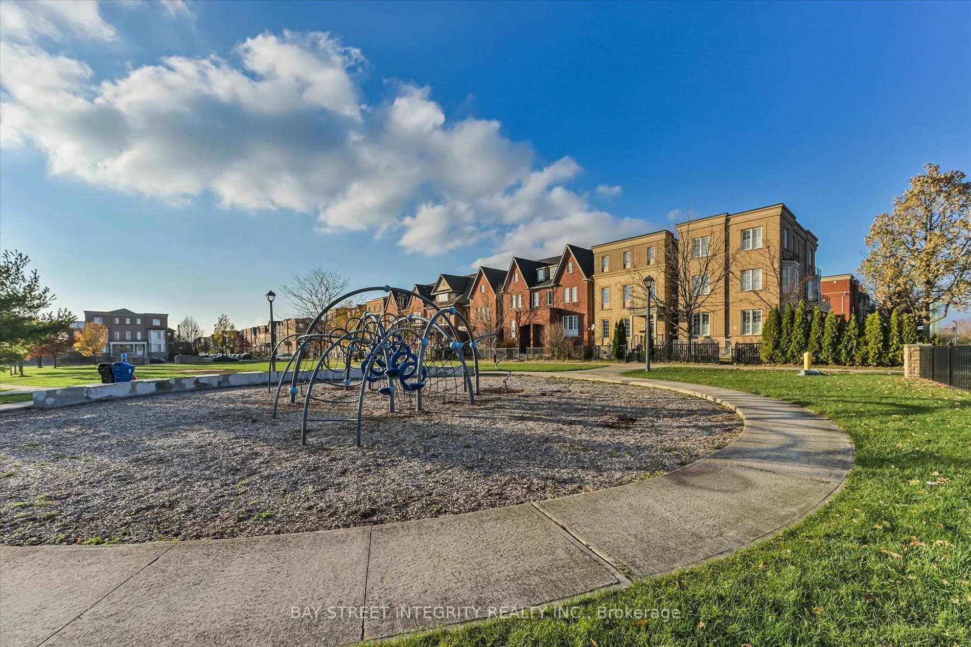 Detached 4 bedroom 5 bathroom at 3 Elia Lane in Toronto - MLS# W12575764