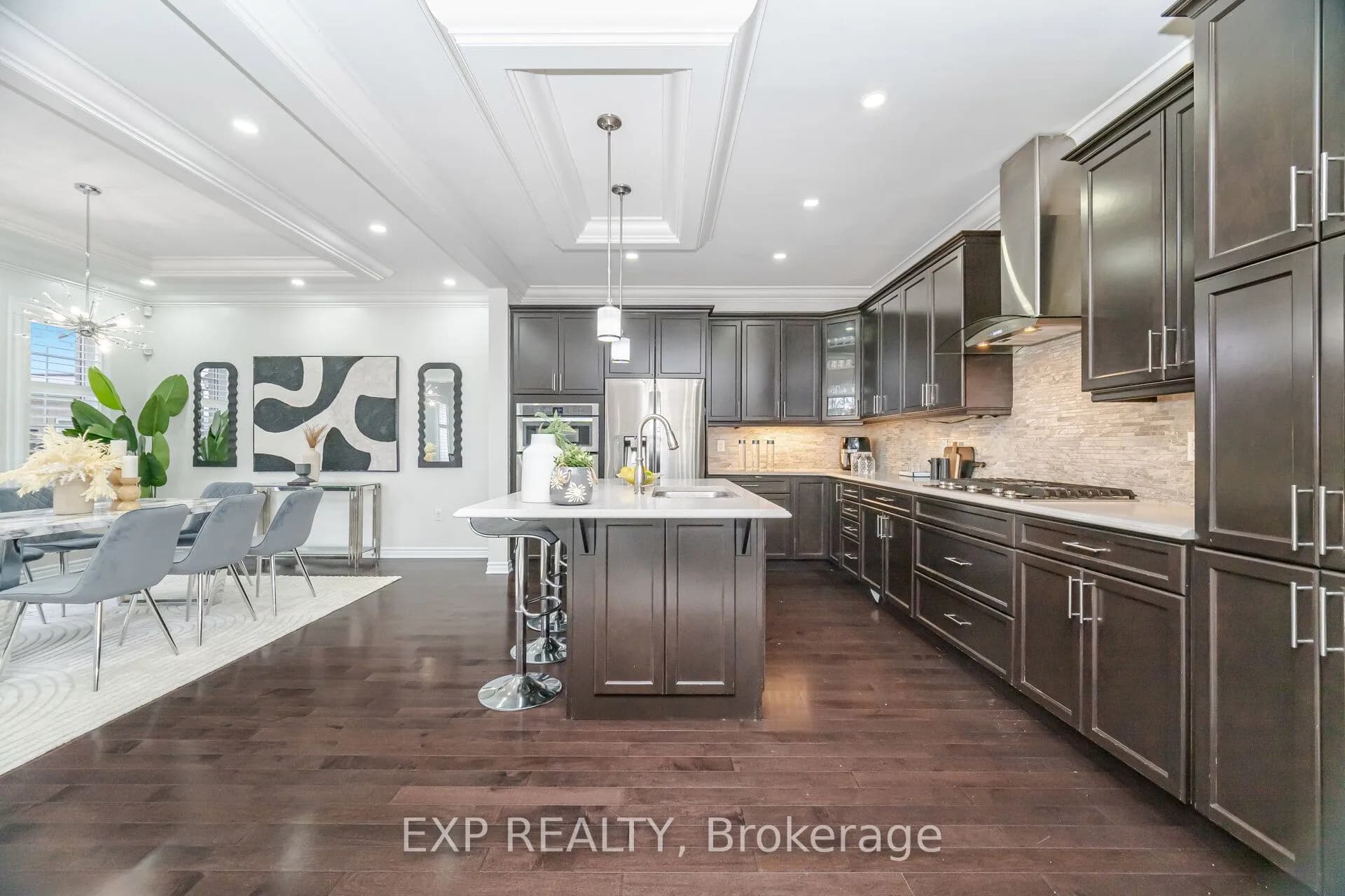 Detached 5 bedroom 5 bathroom at 573 Langholm Street in Milton - MLS# W12585474