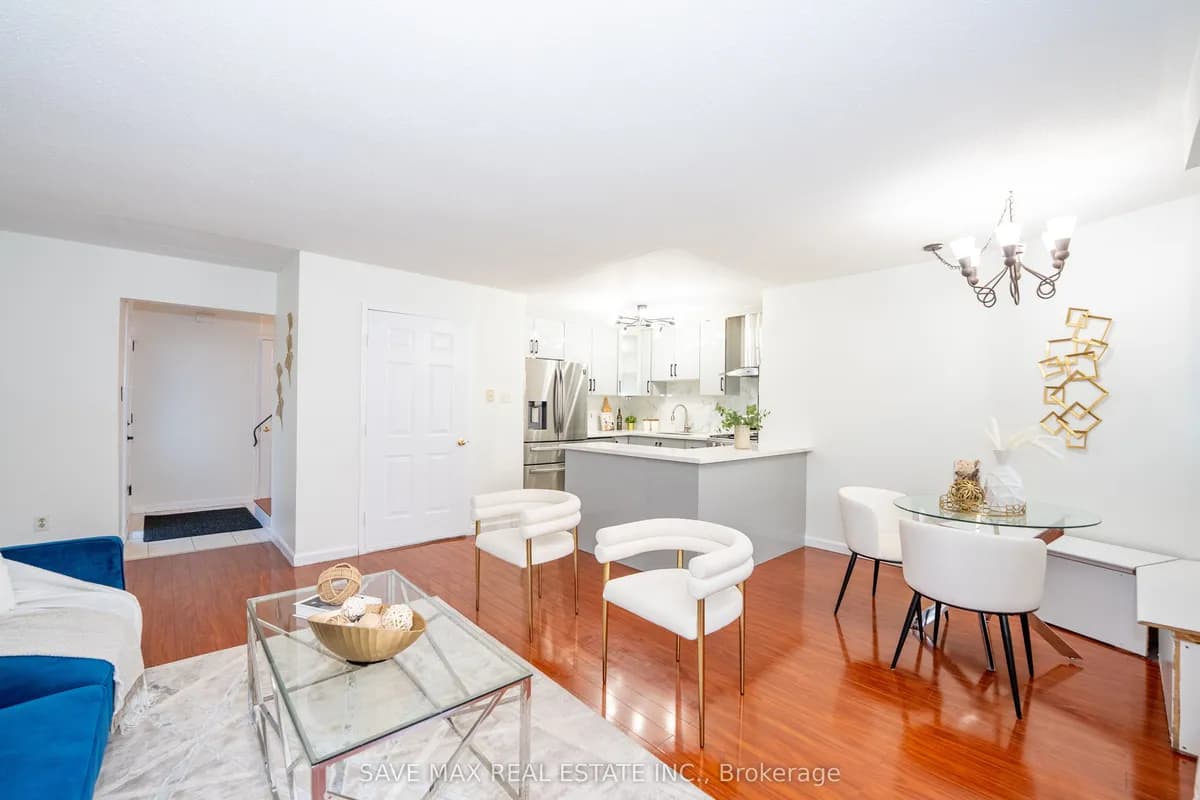 Detached 6 bedroom 3 bathroom at 28 Gailwood Court in Brampton - MLS# W12587684