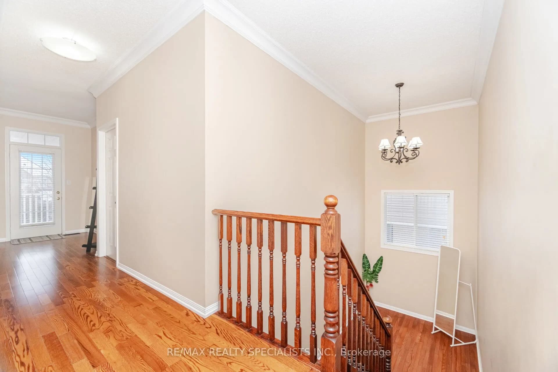 Detached 5 bedroom 4 bathroom at 990 Lancaster Boulevard in Milton - MLS# W12593658