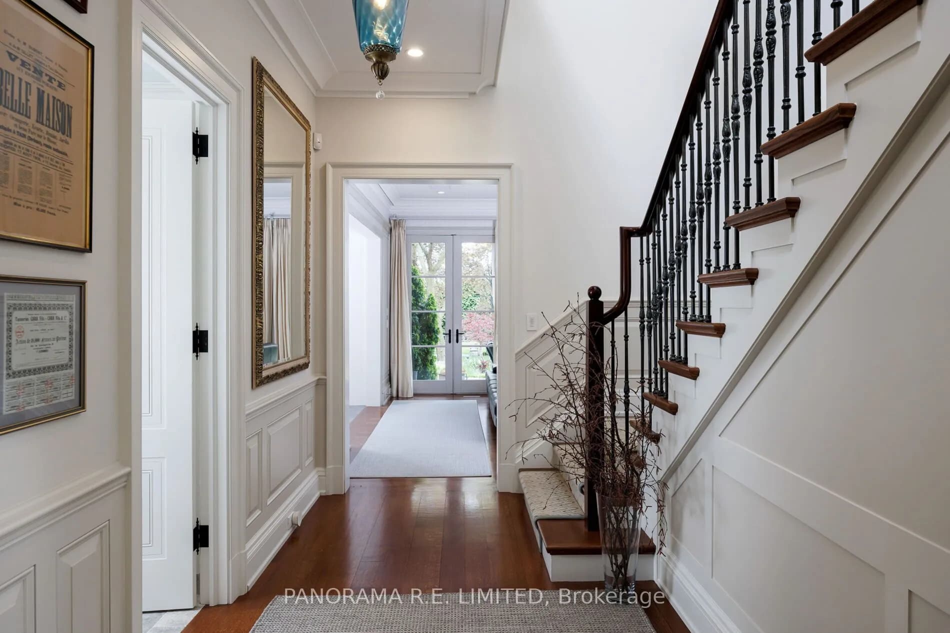 Detached 6 bedroom 5 bathroom at 19 Graystone Gardens in Toronto - MLS# W12597884