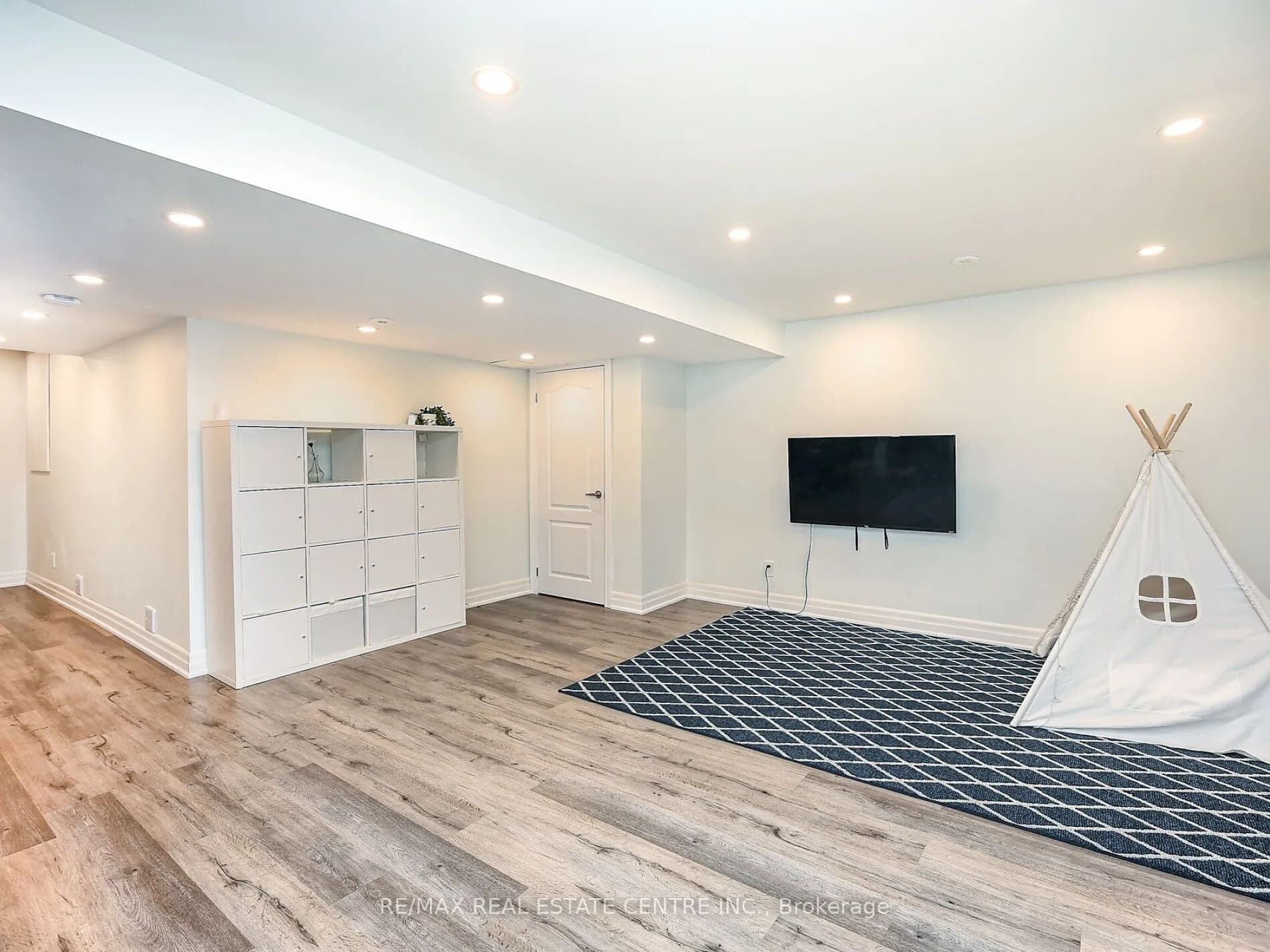 Att/Row/Townhouse 3 bedroom 3 bathroom at 778 Johnson Heights in Milton - MLS# W12601018