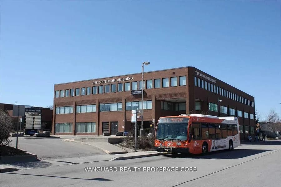 Office at 2227 South Mill Way in Mississauga - MLS# W12601040