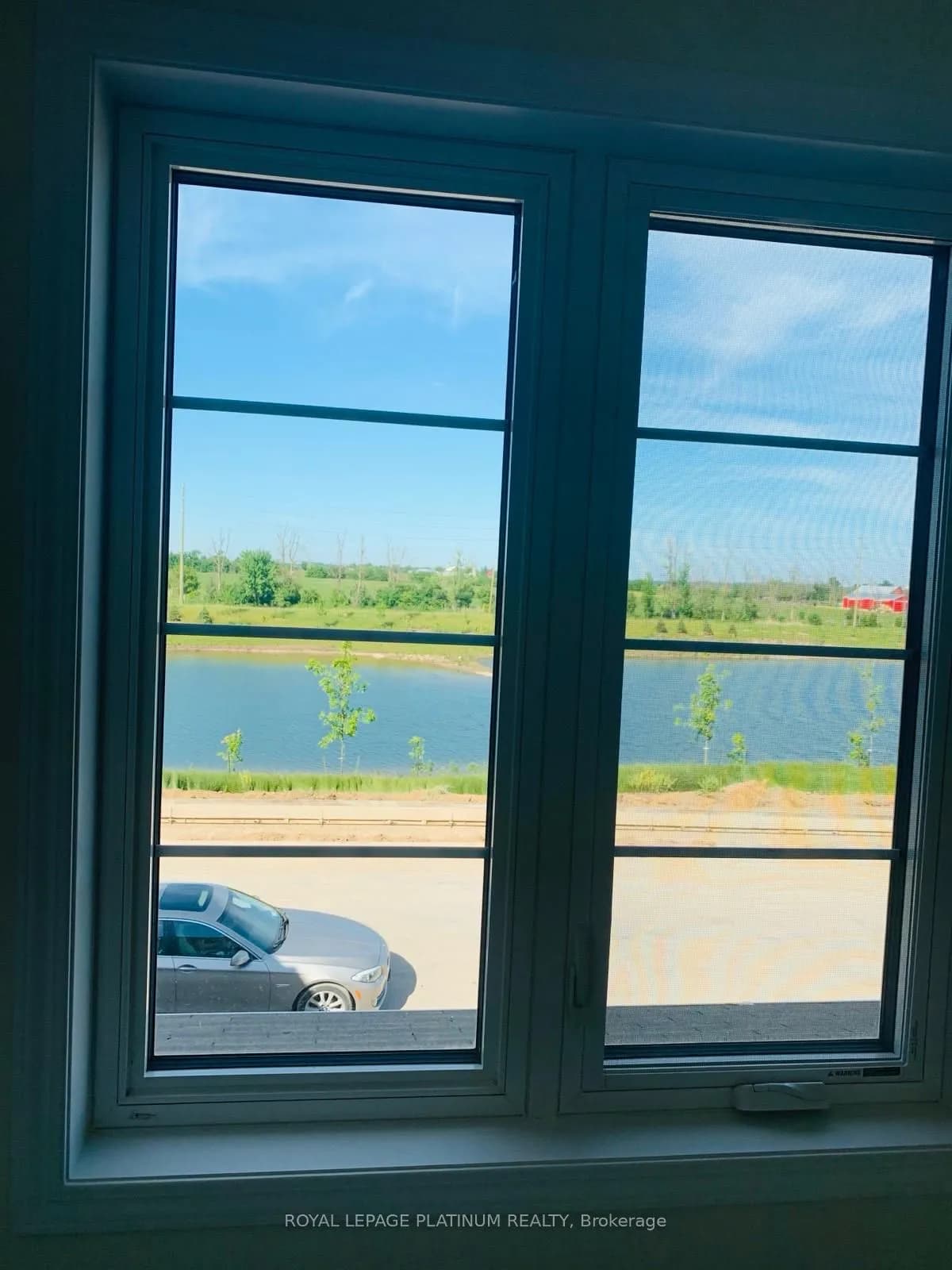 Att/Row/Townhouse 3 bedroom 3 bathroom at 1366 Sycamore Garden in Milton - MLS# W12602780