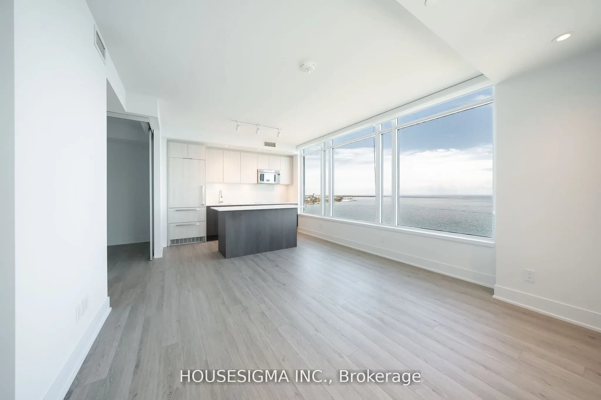 Condo Apartment 3 bedroom 2 bathroom at 1926 Lake Shore Boulevard in Toronto - MLS# W12604580