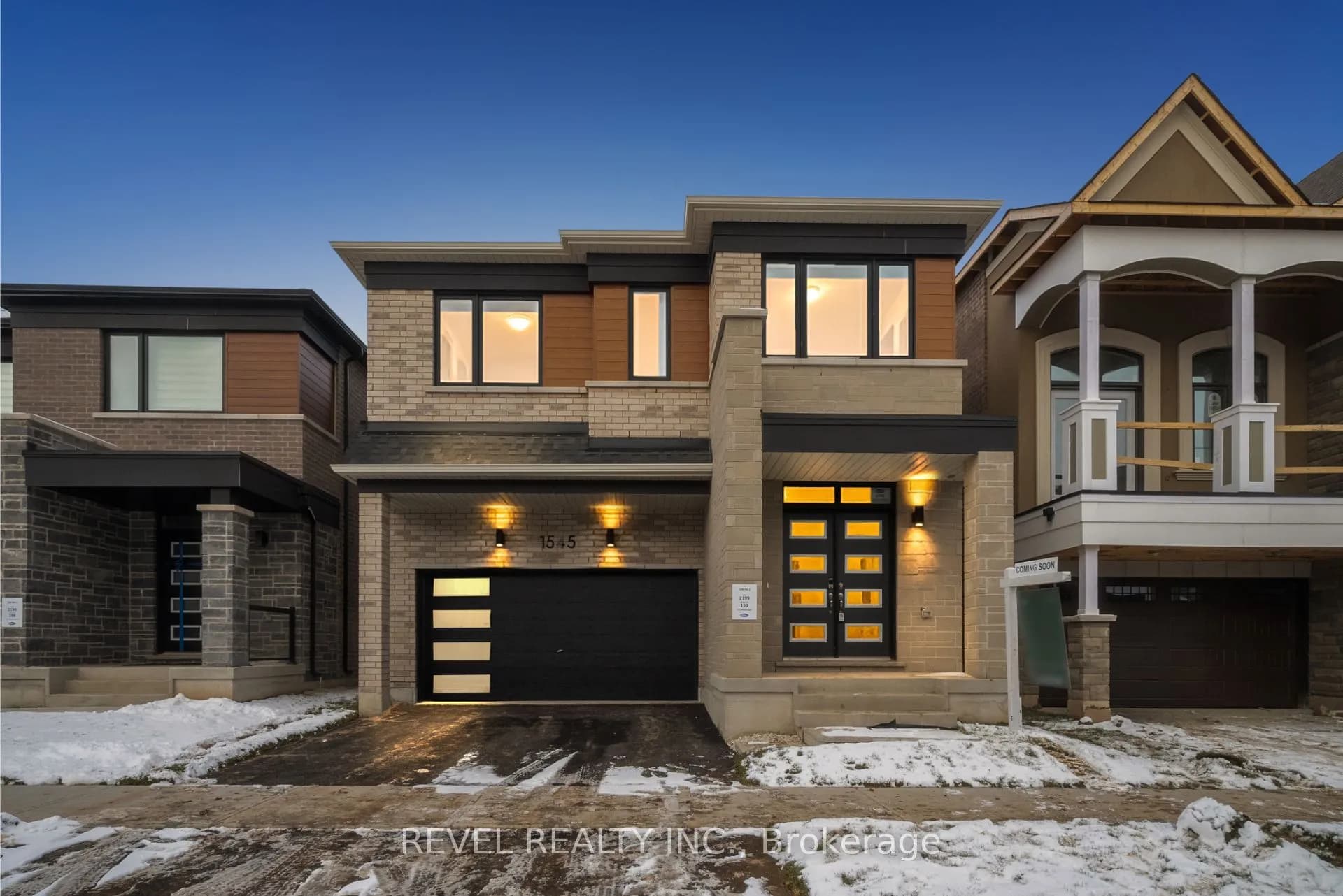 Detached 5 bedroom 4 bathroom at 1545 Rothbury Crescent in Milton - MLS# W12606348