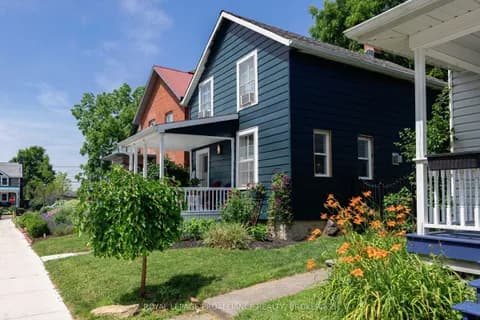 Detached 2 bedroom 1 bathroom at 122 South Street in Gananoque - MLS# X12384295