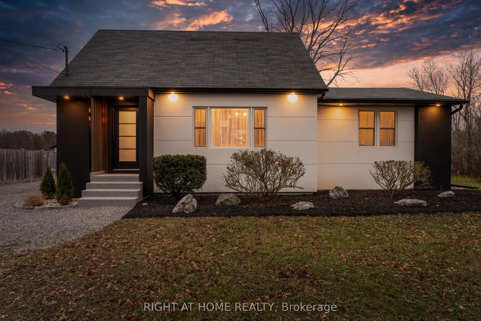 Detached 4 bedroom 4 bathroom at 1234 SPEARS Road in Fort Erie - MLS# X12584272